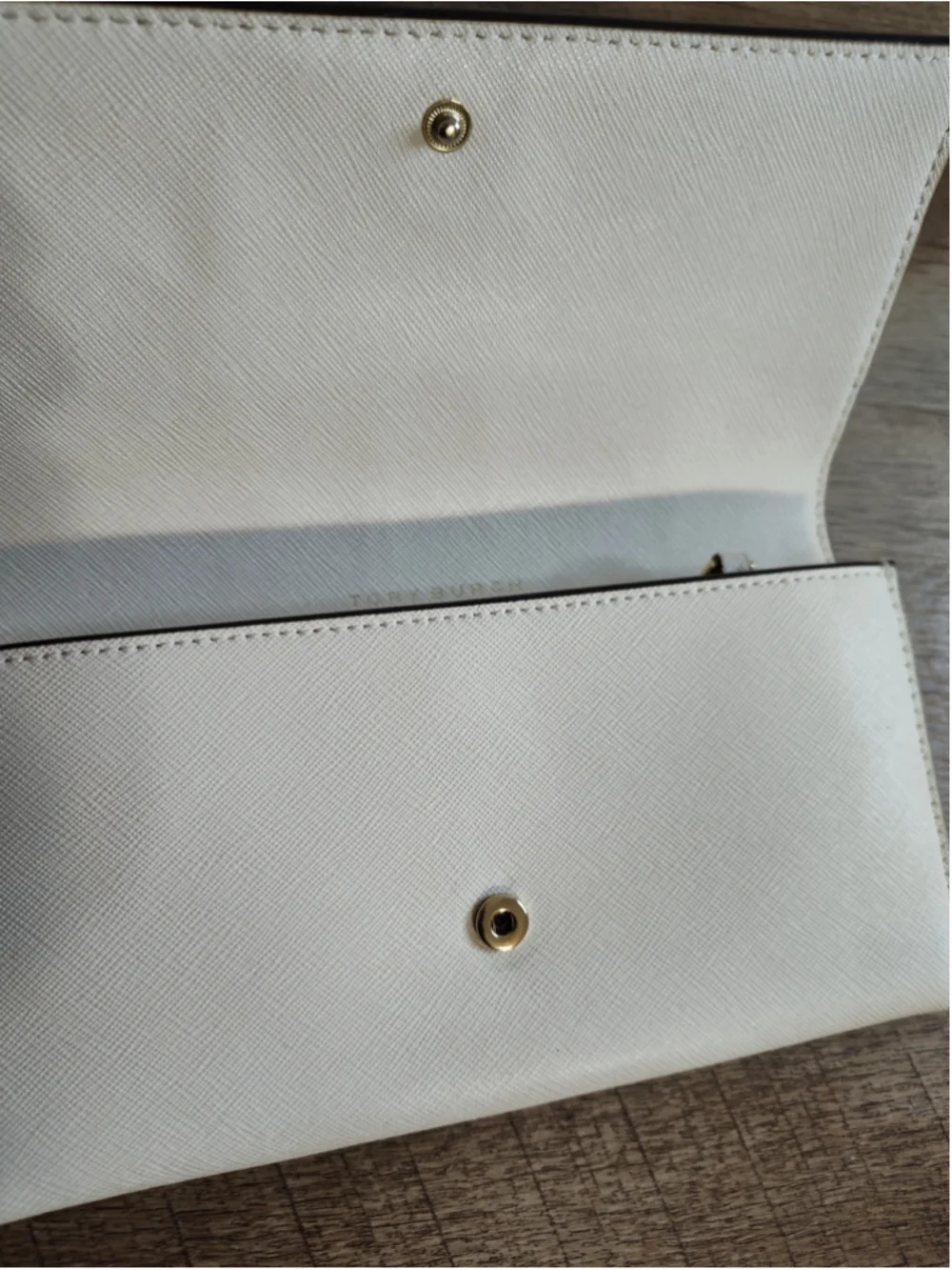 Women's Tory Burch Saffiano Leather Wallet - White & Gold - One Size